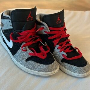 Nike Air Jordan’s Men’s Size 8